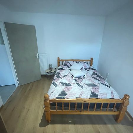 Ferienwohnung L'Oppidum D'Alesia Venarey-les-Laumes Exterior foto